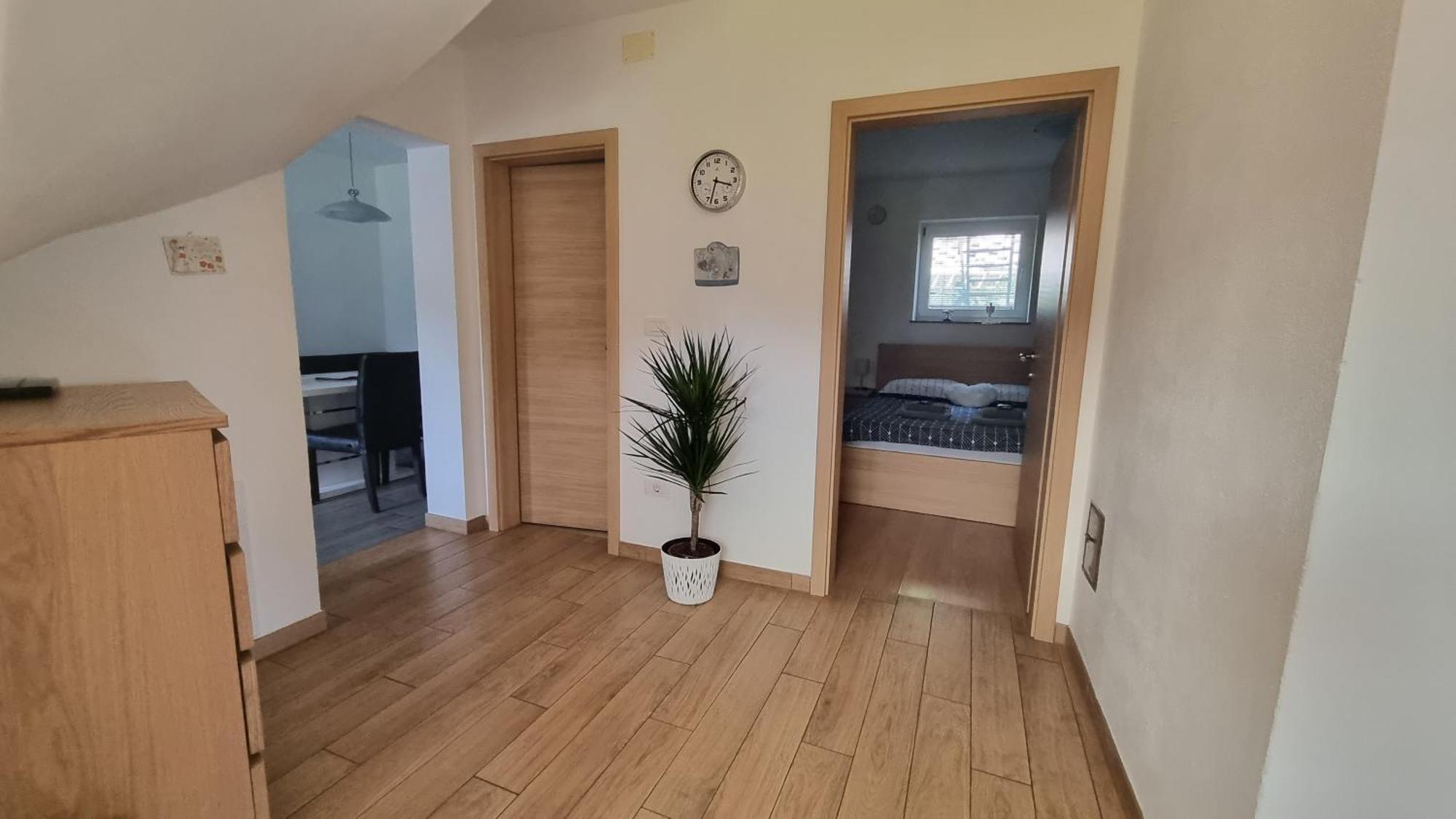 Domacija Loncnar- Apartment Bohinji-tó Szoba fotó