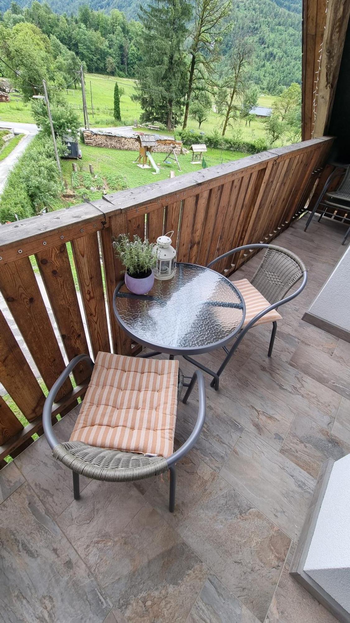 Domacija Loncnar- Apartment Bohinji-tó Szoba fotó