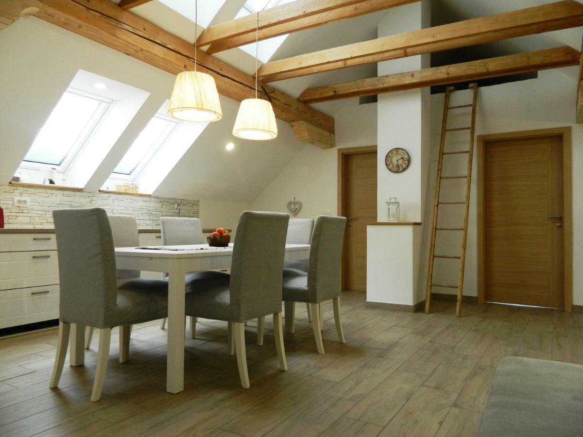 Domacija Loncnar- Apartment Bohinji-tó Kültér fotó